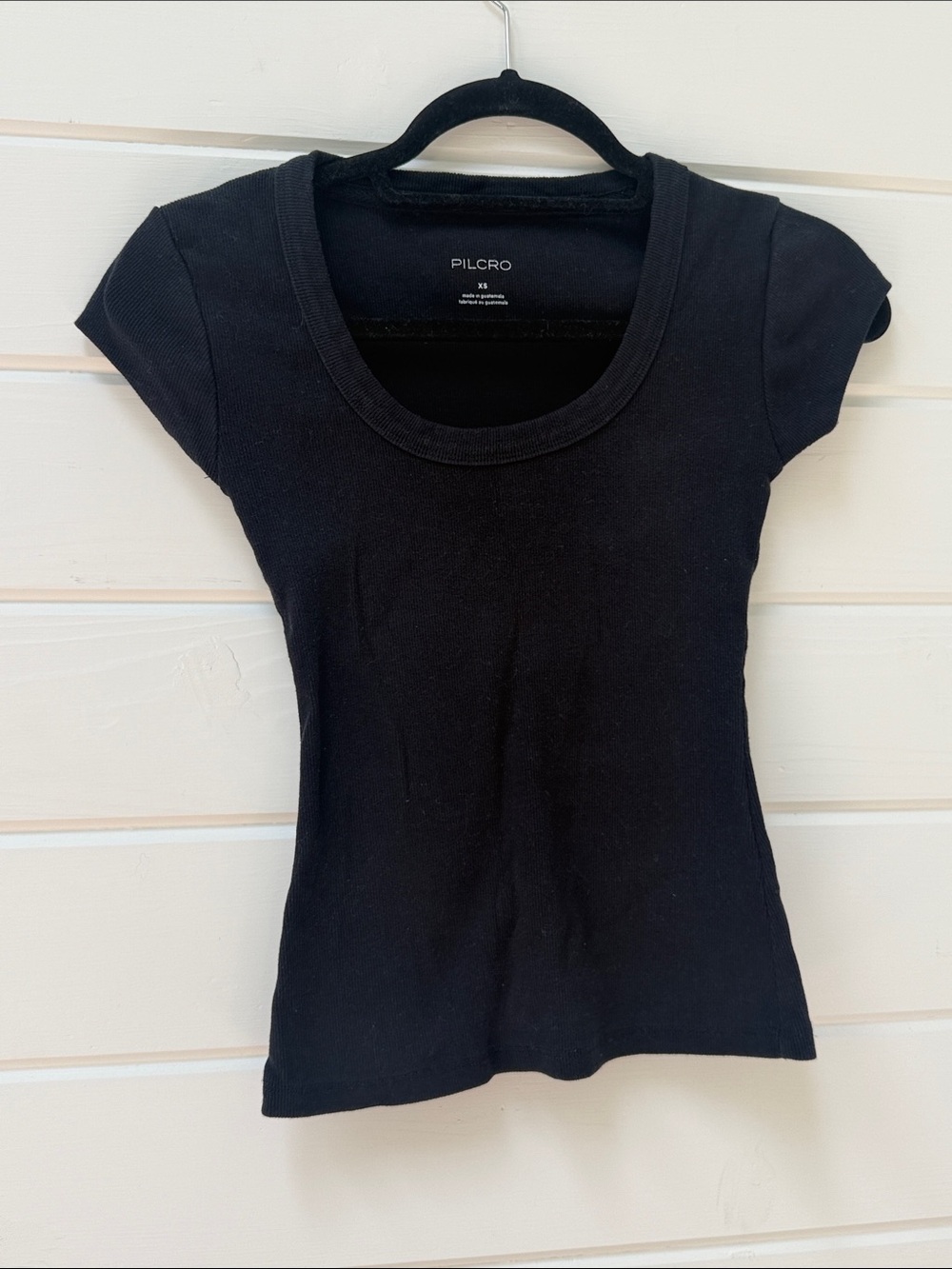 PIlcro Black Ribbed Baby Tee
